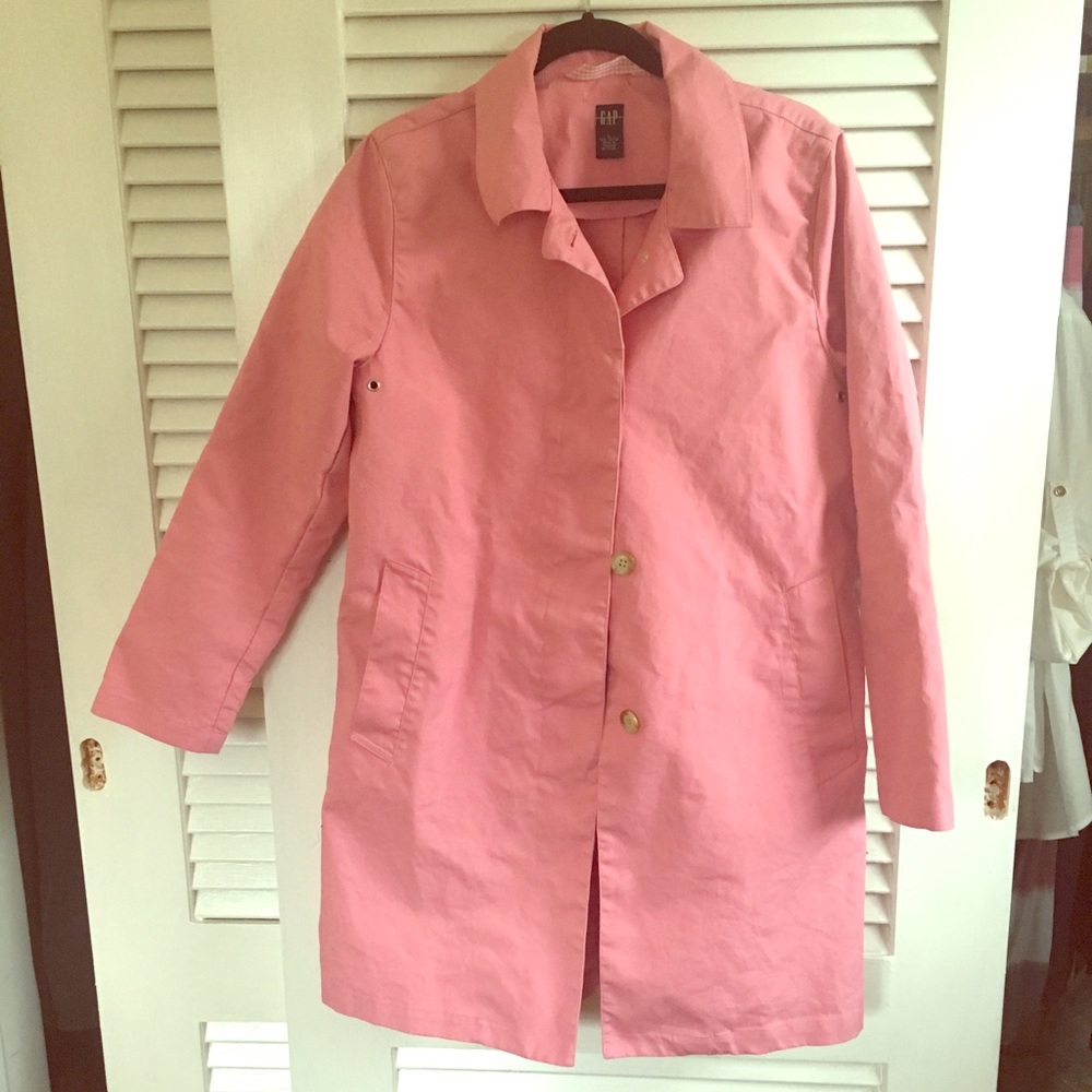 GAP pink trench coat.  Size Large